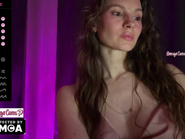 Vvv-lifffe's BongaCams show and profile