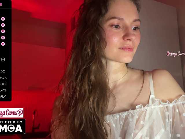 Vvv-lifffe's BongaCams show and profile