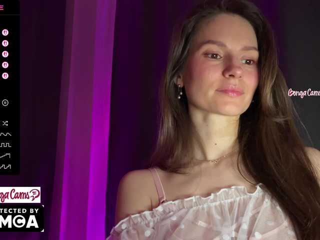 Vvv-lifffe's BongaCams show and profile