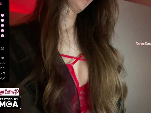 Vvv-lifffe from BongaCams is Freechat