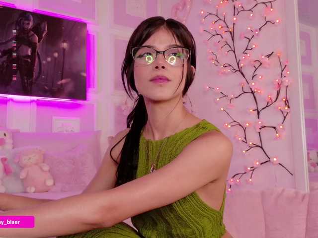 Sammyblaer's BongaCams show and profile