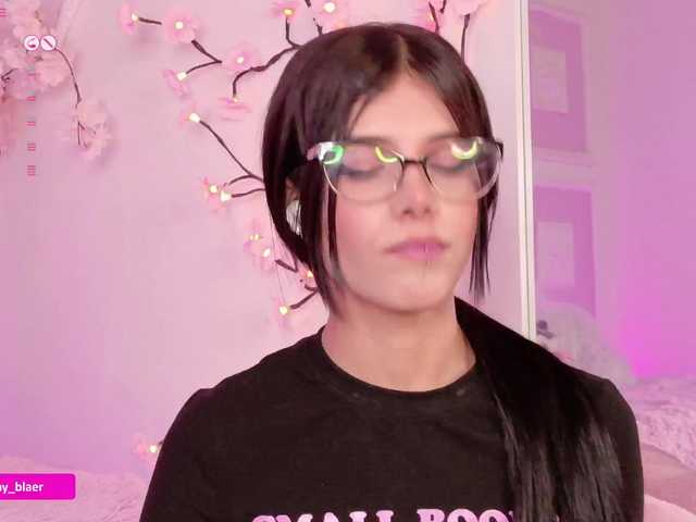 Sammyblaer's BongaCams show and profile