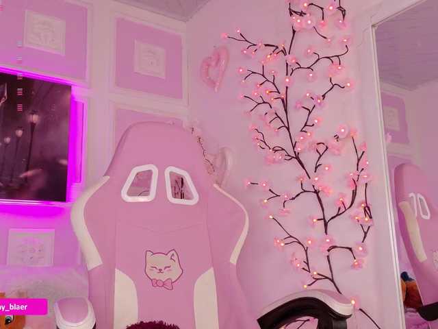 Sammyblaer's BongaCams show and profile