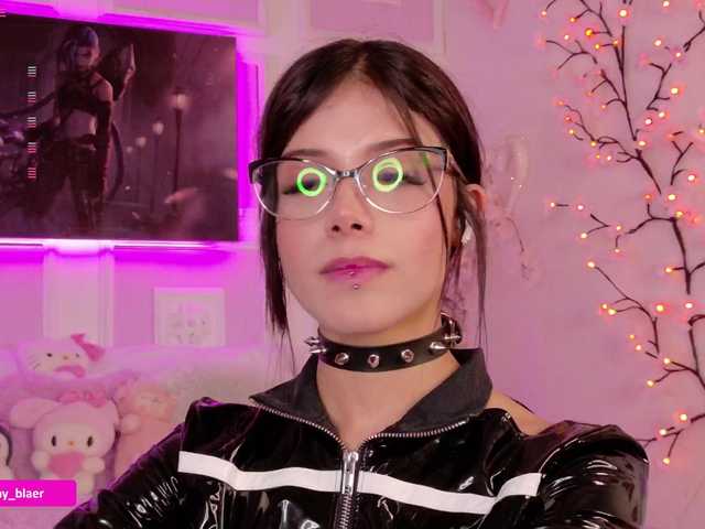 Sammyblaer's BongaCams show and profile