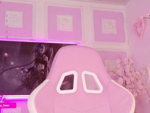 Sammyblaer's BongaCams show and profile