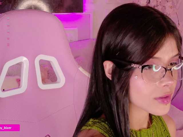 Sammyblaer's BongaCams show and profile