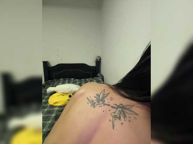 Sammyblaer —  The Queen of the Moment is Waiting for you for an Unforgettable Show! Do you dare to meet the Queen of Pleasure?  Help me be queen of queens 100 tokens  @remainHard slaps my big juicy butt and fisting in my asshole @total 