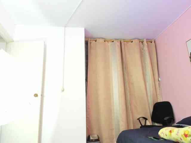 WandaScarlett webcam