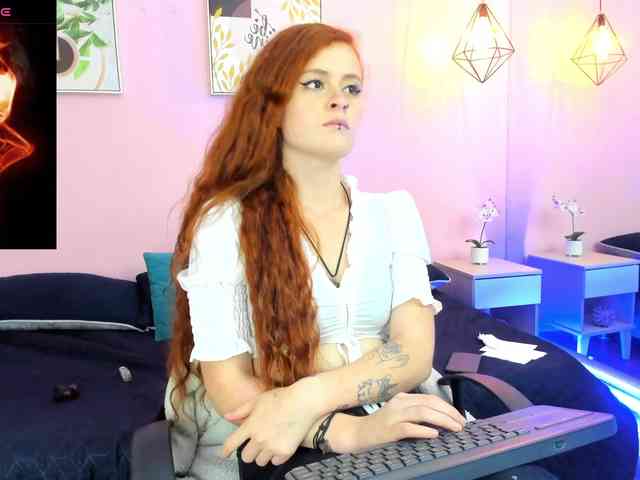 WandaScarlett Live Webcam on BongaCams