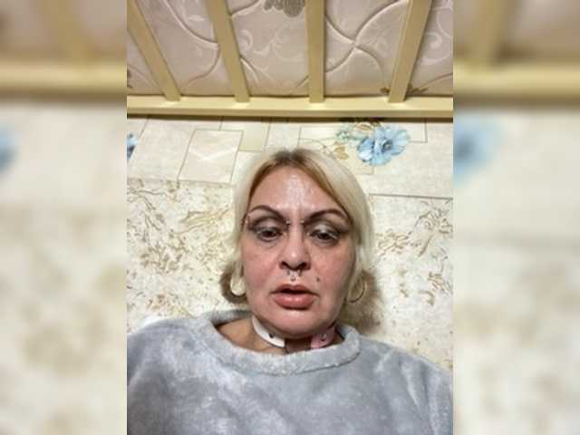 GardenerofIllusions Live Cam on BongaCams