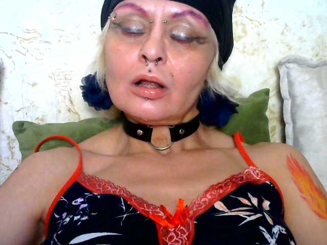 GardenerofIllusions's BongaCams show and profile