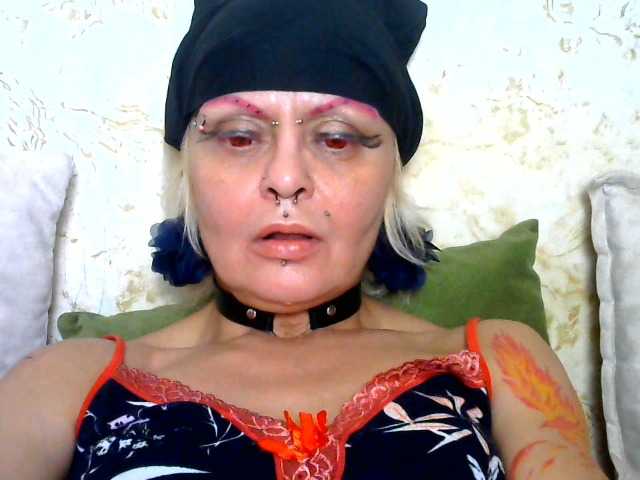 GardenerofIllusions's BongaCams show and profile