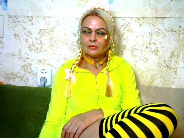 GardenerofIllusions's BongaCams show and profile