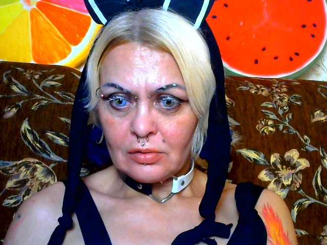 GardenerofIllusions's BongaCams show and profile