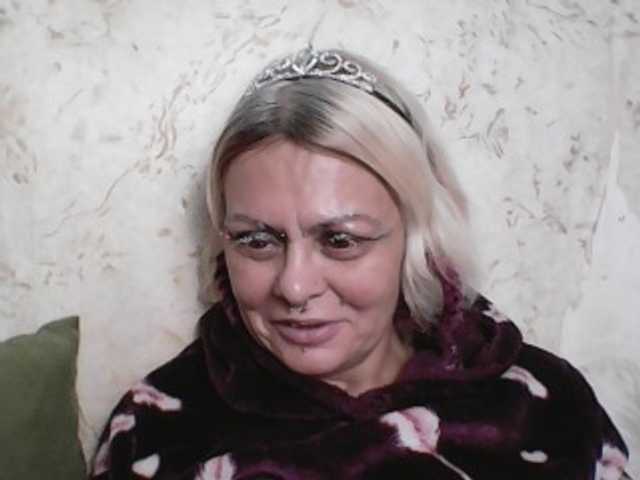 GardenerofIllusions's BongaCams show and profile