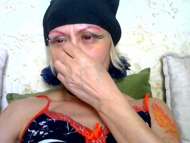 GardenerofIllusions's BongaCams show and profile