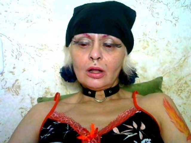 GardenerofIllusions's BongaCams show and profile