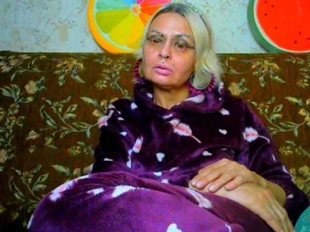 GardenerofIllusions's BongaCams show and profile