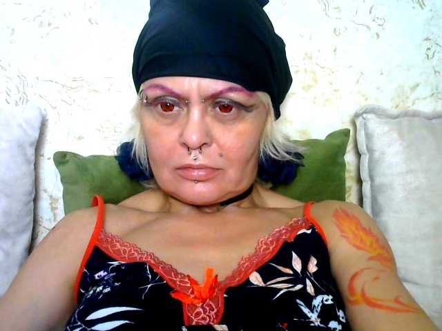 GardenerofIllusions's BongaCams show and profile