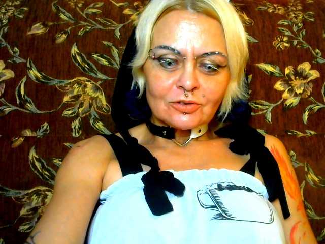 GardenerofIllusions's BongaCams show and profile