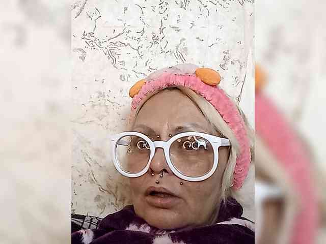 GardenerofIllusions webcam