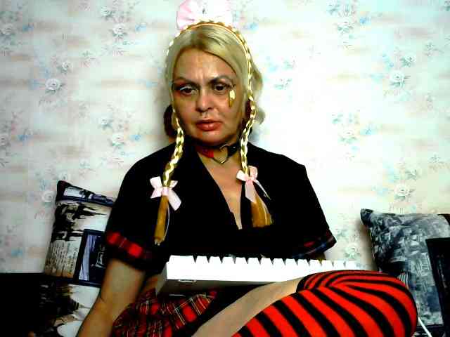 GardenerofIllusions webcam