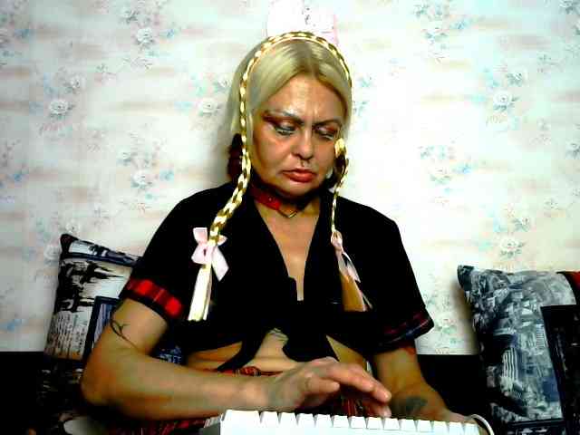 GardenerofIllusions webcam