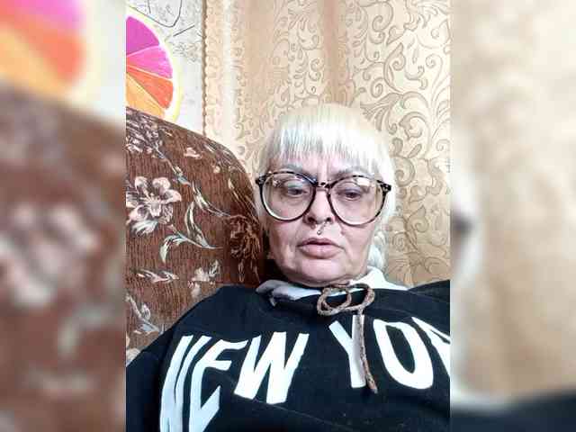GardenerofIllusions webcam