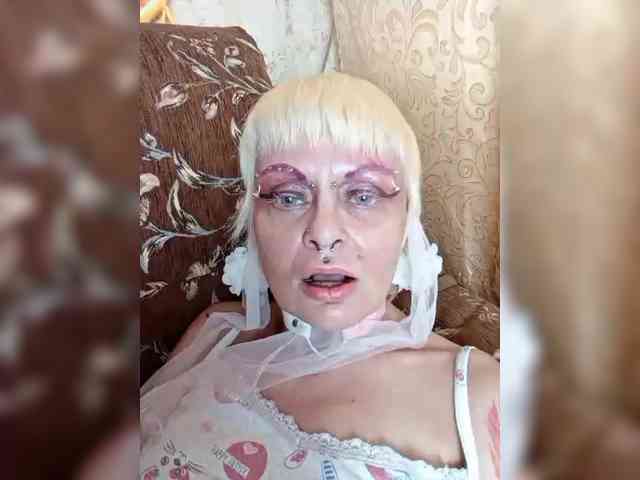 GardenerofIllusions webcam