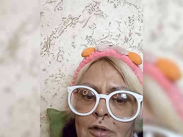 GardenerofIllusions webcam