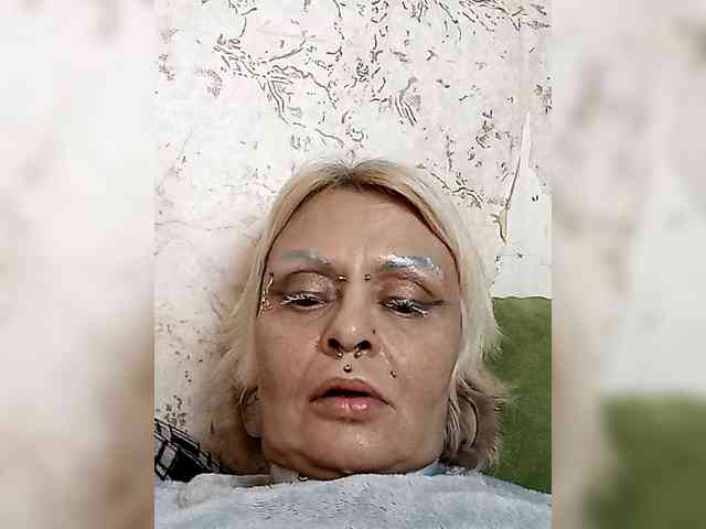 free chat cam GardenerofIllusions