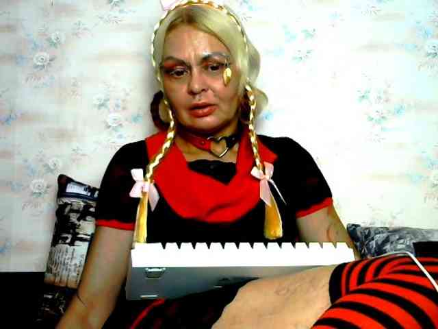 GardenerofIllusions webcam