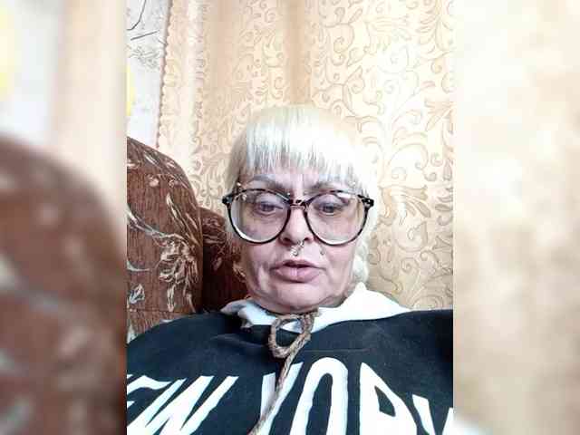 web cam GardenerofIllusions