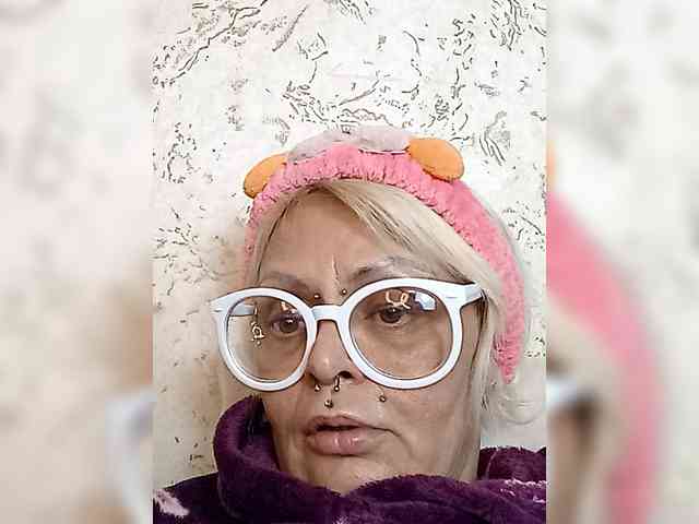 GardenerofIllusions webcam