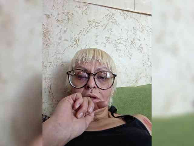 GardenerofIllusions webcam