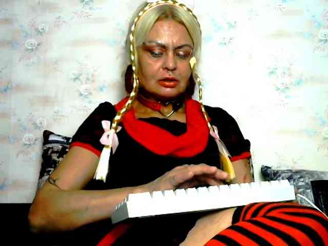 GardenerofIllusions webcam