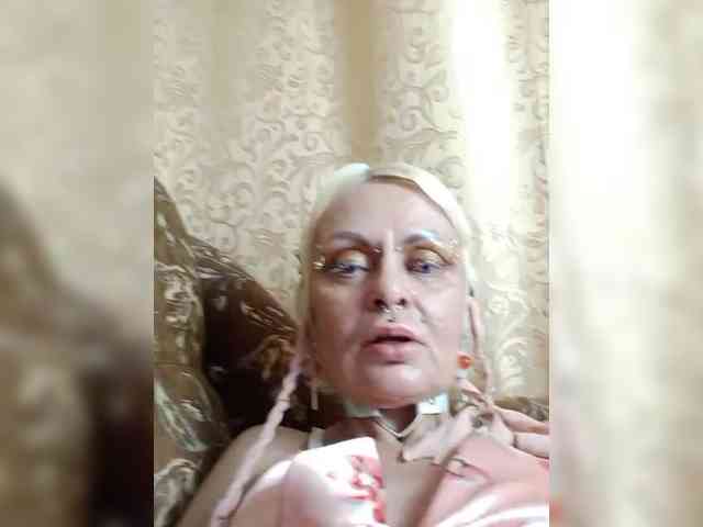 GardenerofIllusions webcam