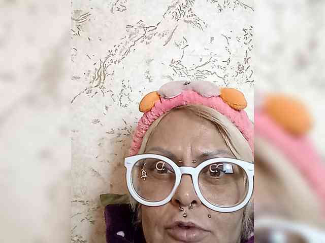 GardenerofIllusions webcam