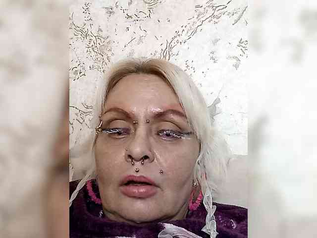 nude live chatroom GardenerofIllusions