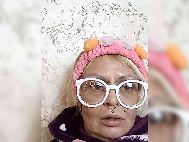 GardenerofIllusions webcam