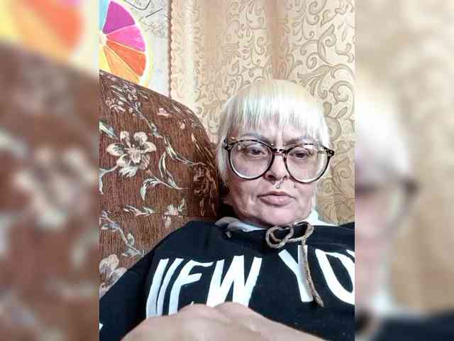 GardenerofIllusions webcam