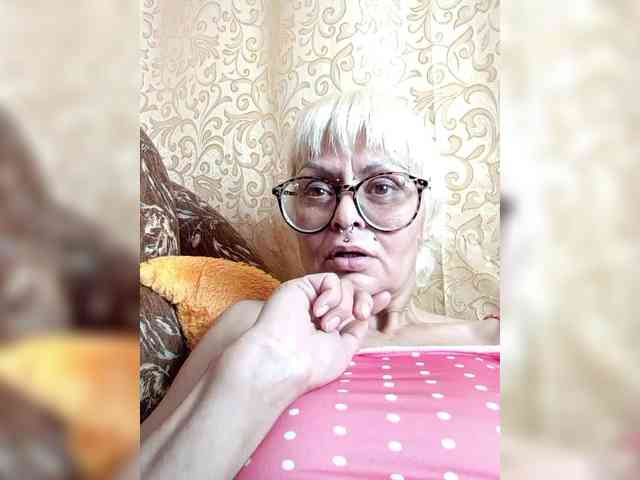 GardenerofIllusions webcam