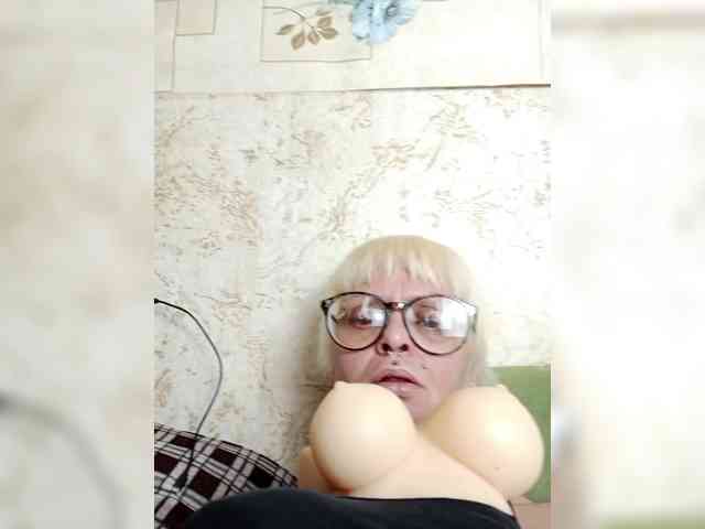 GardenerofIllusions webcam