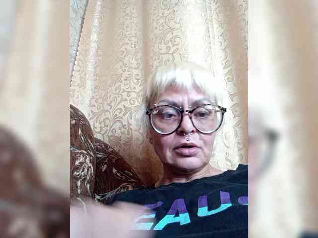 GardenerofIllusions webcam