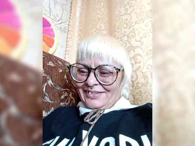 GardenerofIllusions webcam
