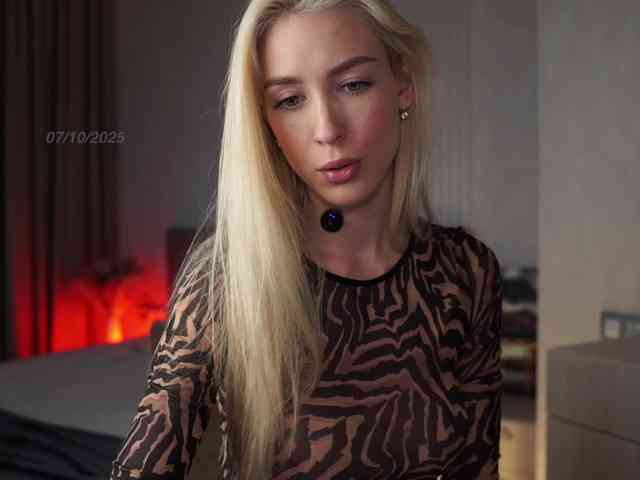 chat cam online Lovely-Olivia