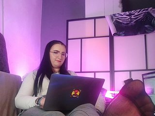 monikanylon Porn Show