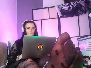 monikanylon Porn Show