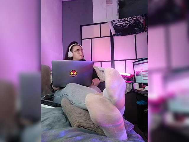 monikanylon on BongaCams