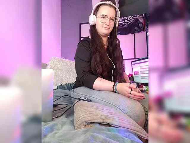 monikanylon monikanylon